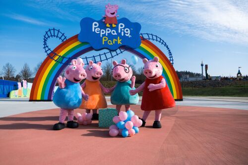 Große Neuigkeiten aus dem PEPPA PIG Park Günzburg: Familie Wutz bekommt Nachwuchs. 
